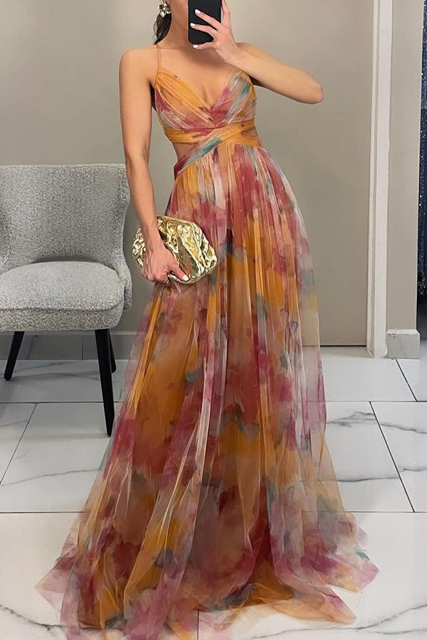 Women's floral mesh maxi dress – Fitted bodice, flowing skirt