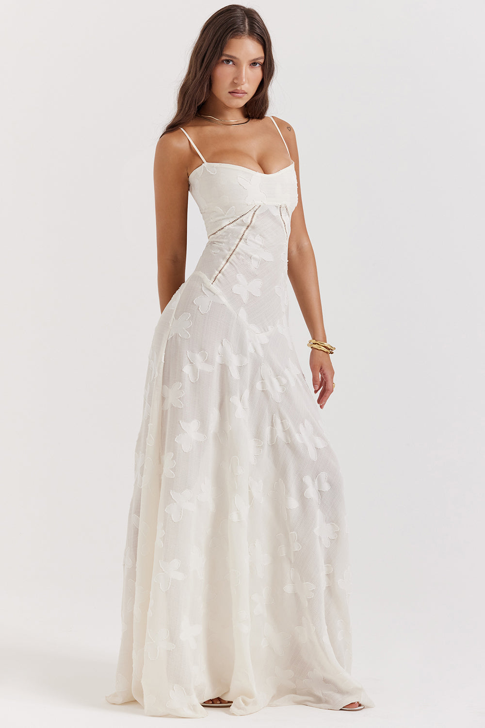 Women's strappy maxi dress – Fitted cut with flared hem