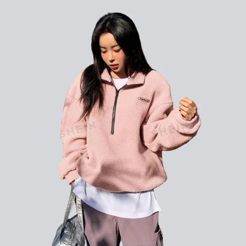 Women's Relaxed Fleece Sweatshirt – Loose Fit with Drawstring and Lettering