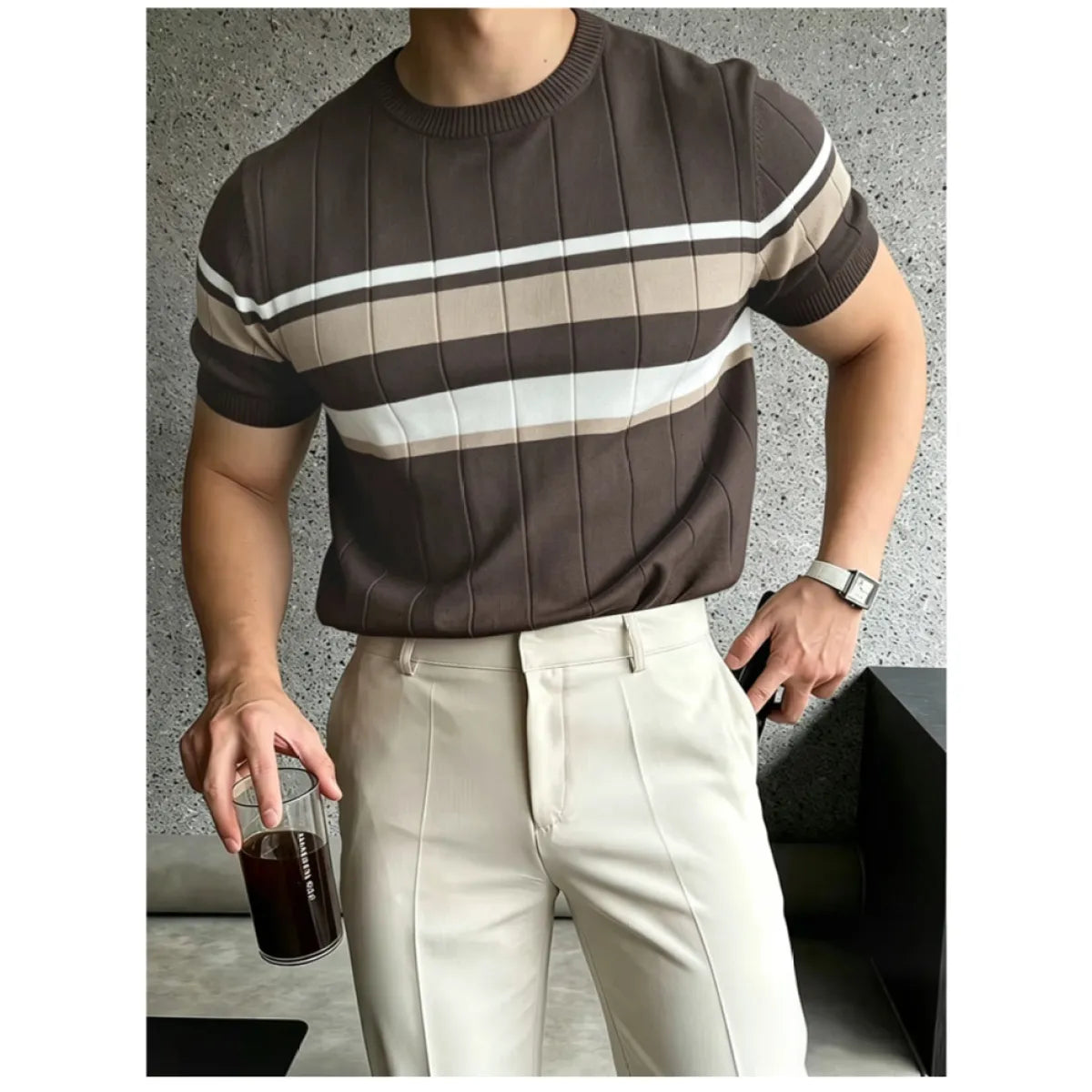 Men's Knitted T-shirt – Slim Fit with Modern Stripes
