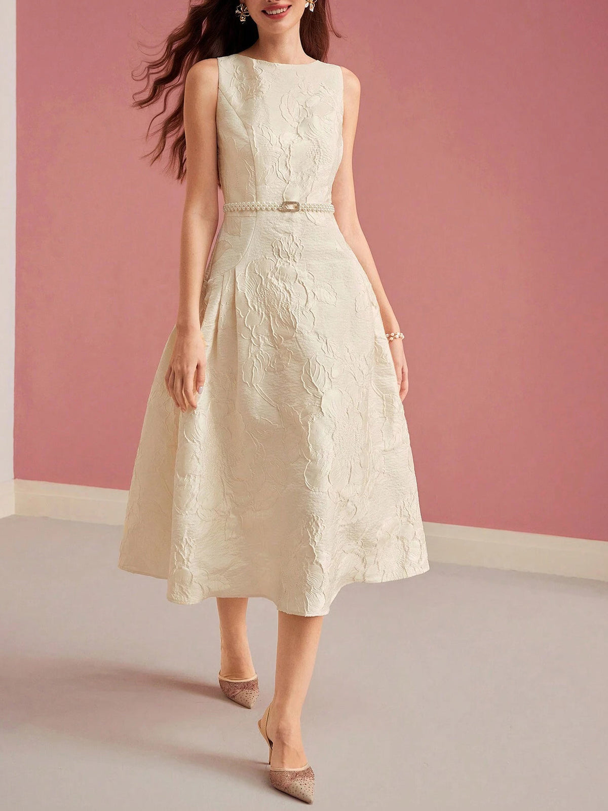 Women's Elegant A-Line Midi Dress – Fitted Structured Silhouette