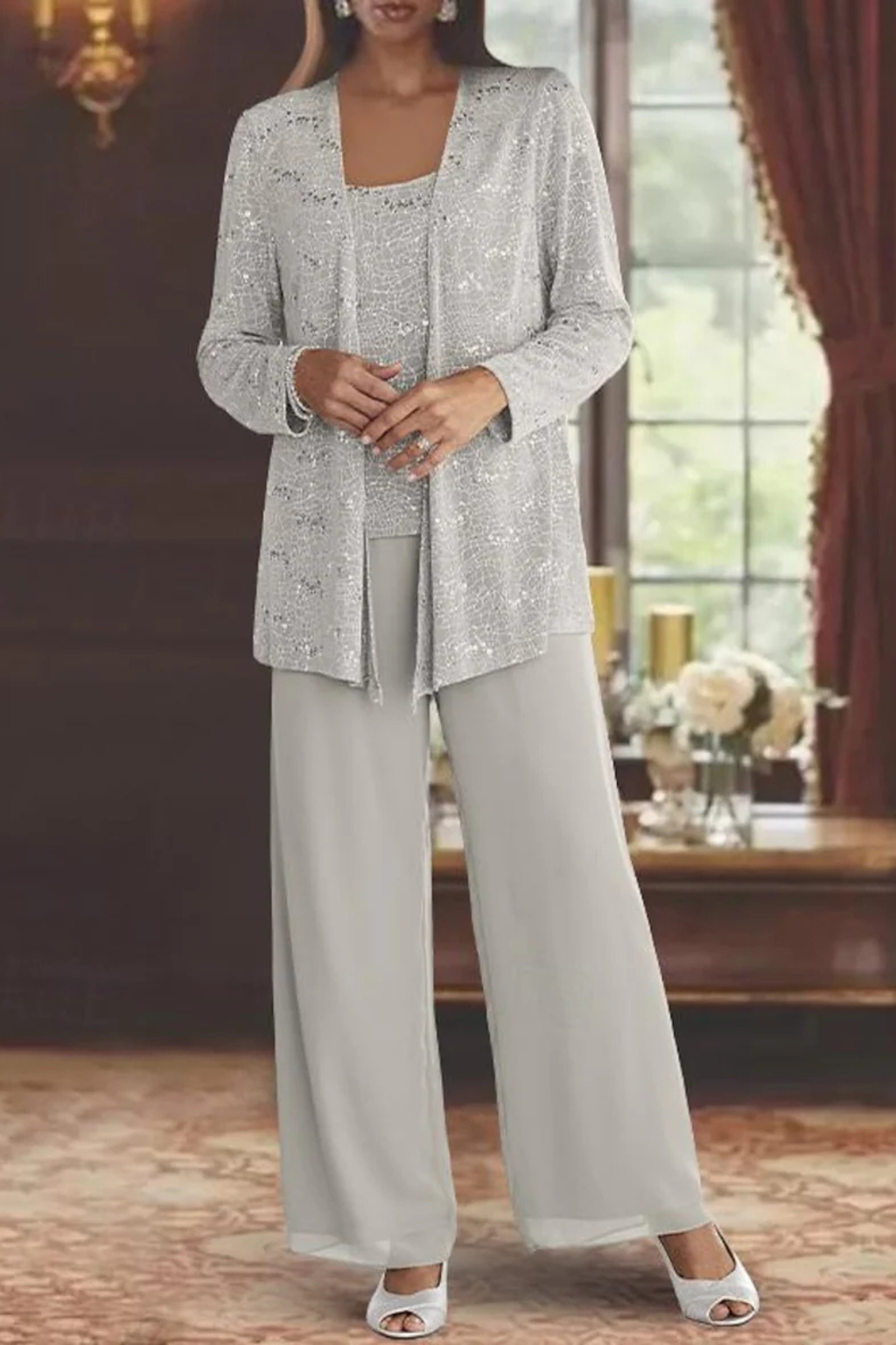Three-Piece Women's Costume with Sequins and Lace – Wide-Leg Pants