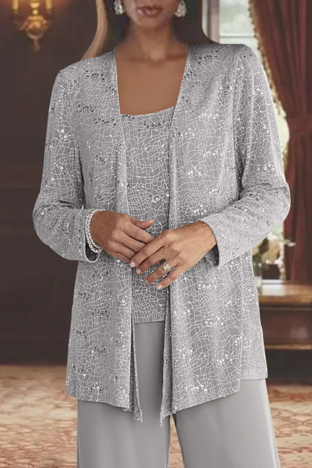 Three-Piece Women's Costume with Sequins and Lace – Wide-Leg Pants