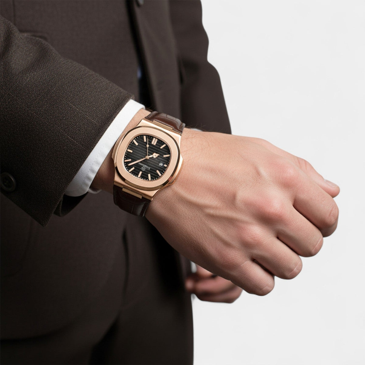 Men's Watch Leather Strap – Luminous and Waterproof Quartz 40 mm