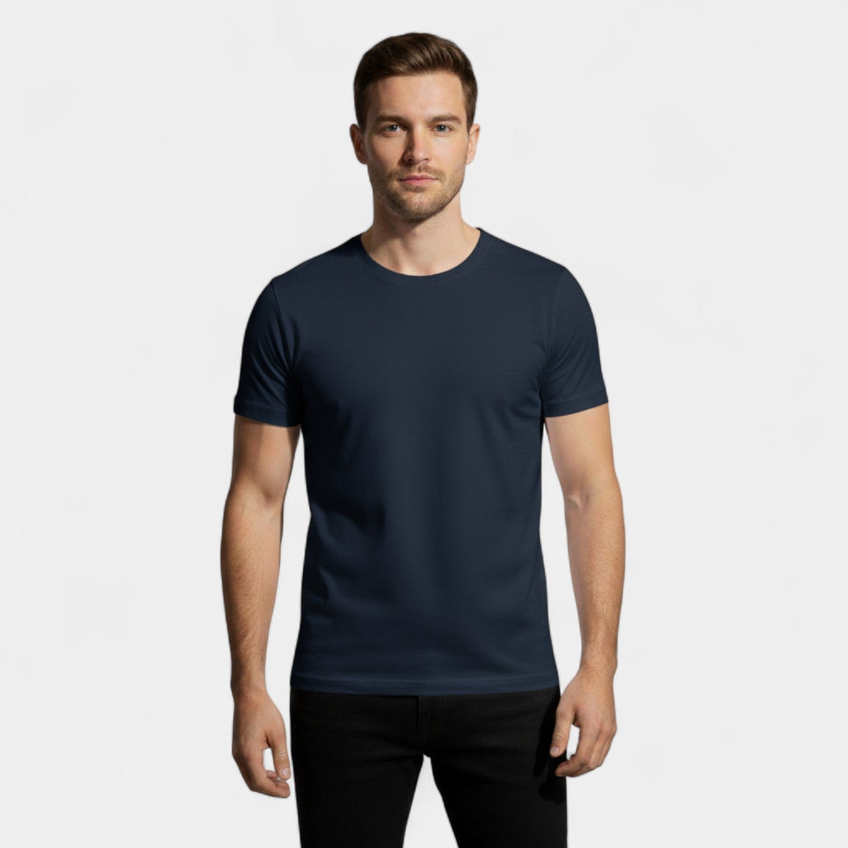 Set of 3 men's round neck thick cotton T-shirts – refined, durable, everyday essentials