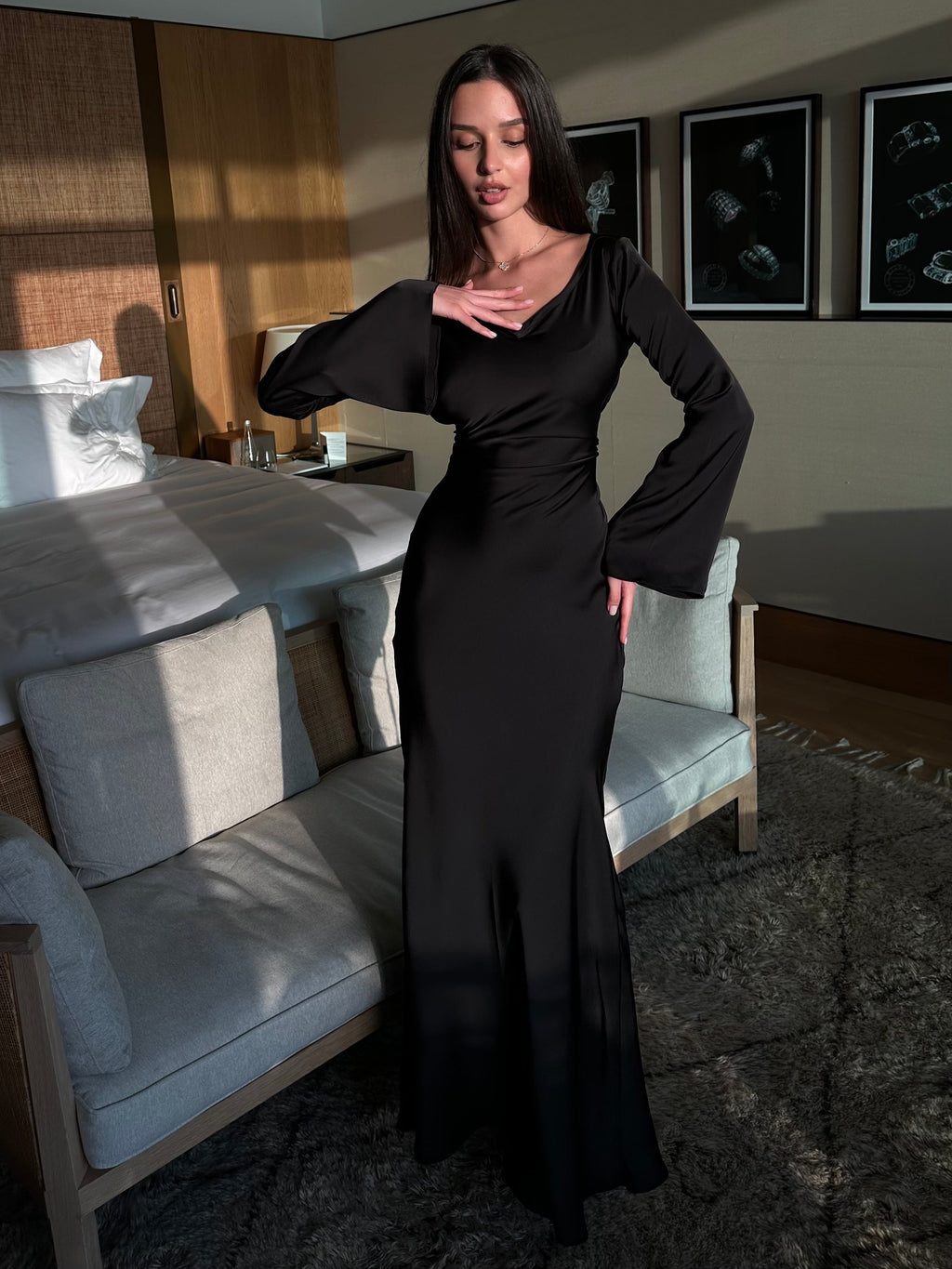 Women's Long Dress with Long Sleeves – Flowing and Casual Fit