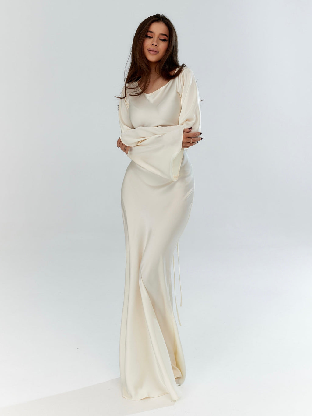 Women's Long Dress with Long Sleeves – Flowing and Casual Fit