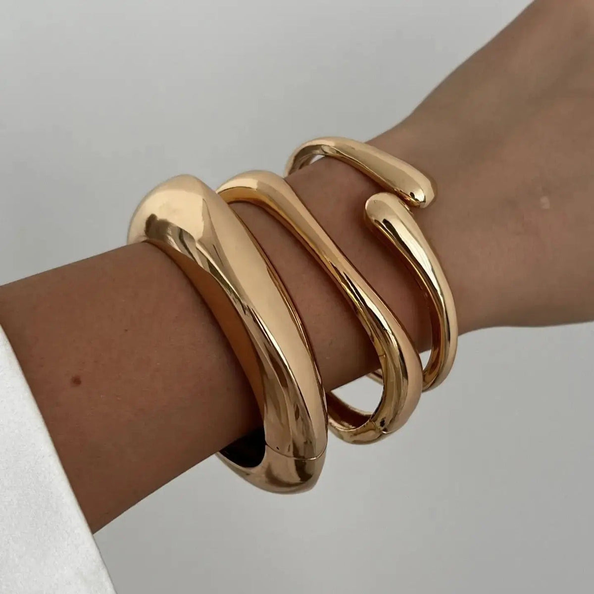 Women's Sculptural Bangle Bracelet – Hinged Cuff with Secure Clasp