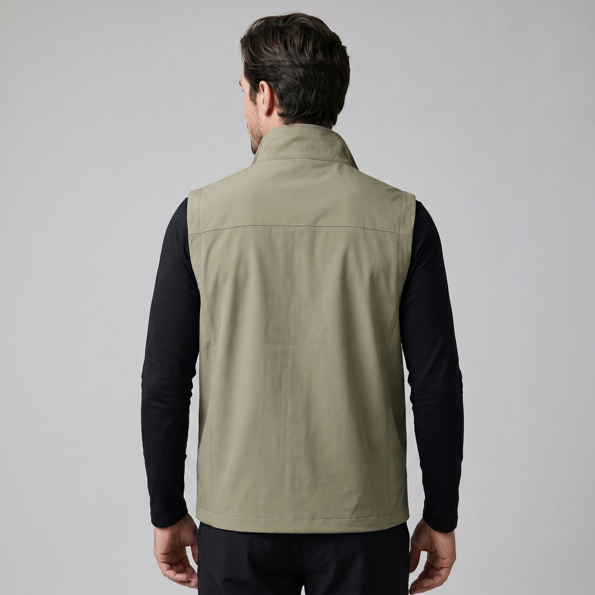Men's Lightweight Sleeveless Vest – Utility Style with Zippered Pockets