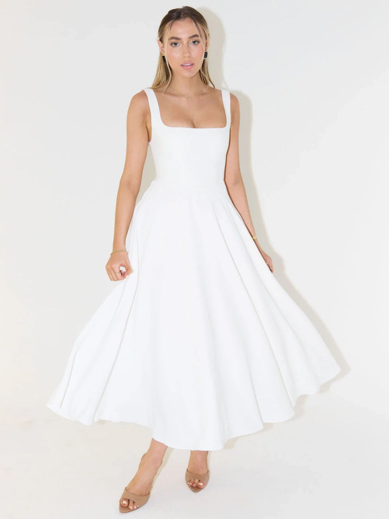 Women's square-neck midi dress – sleeveless flared fit