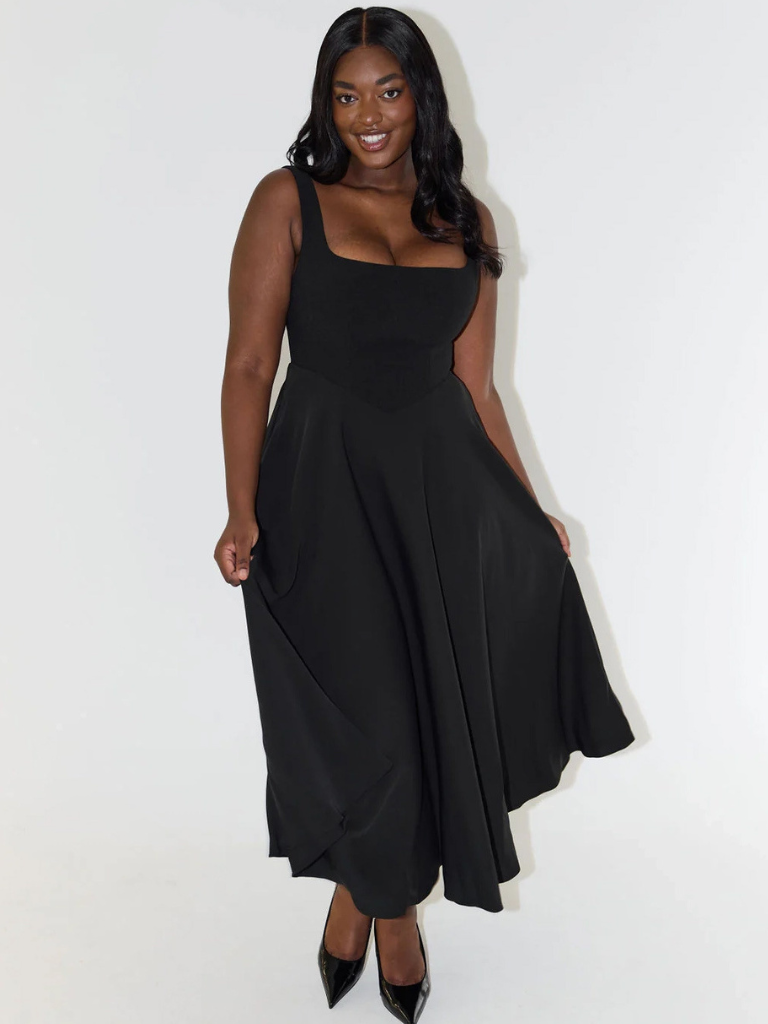 Women's square-neck midi dress – sleeveless flared fit