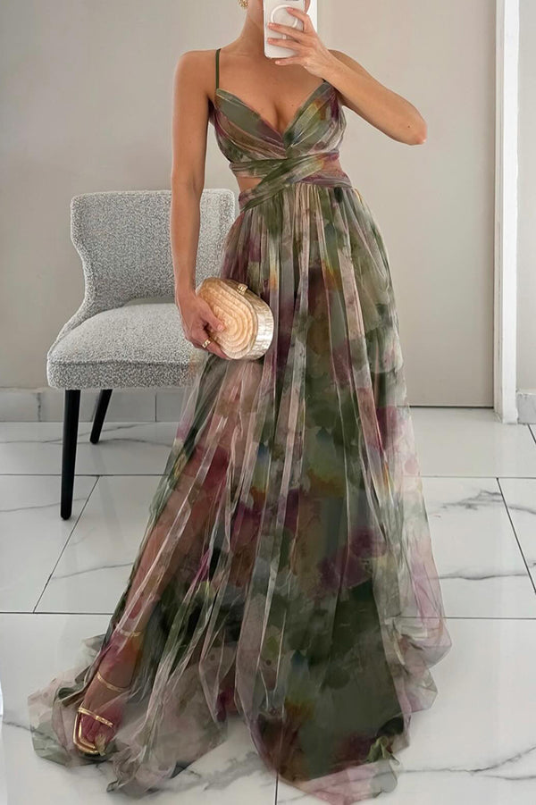 Women's floral mesh maxi dress – Fitted bodice, flowing skirt