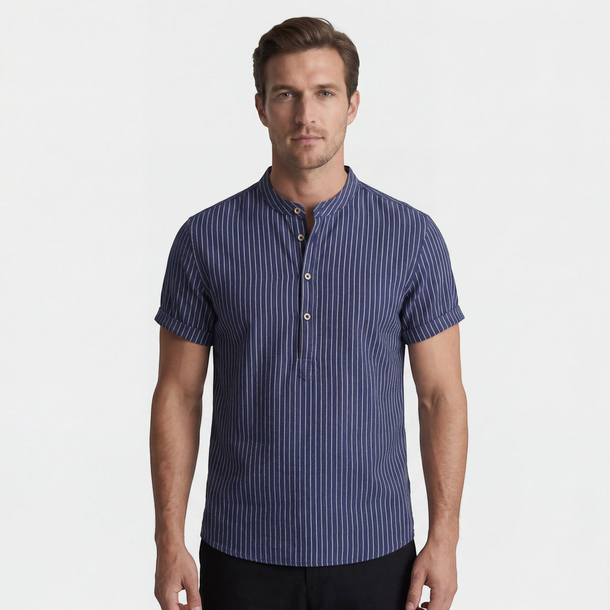 Men's short-sleeved linen shirt – Loose fit, striped