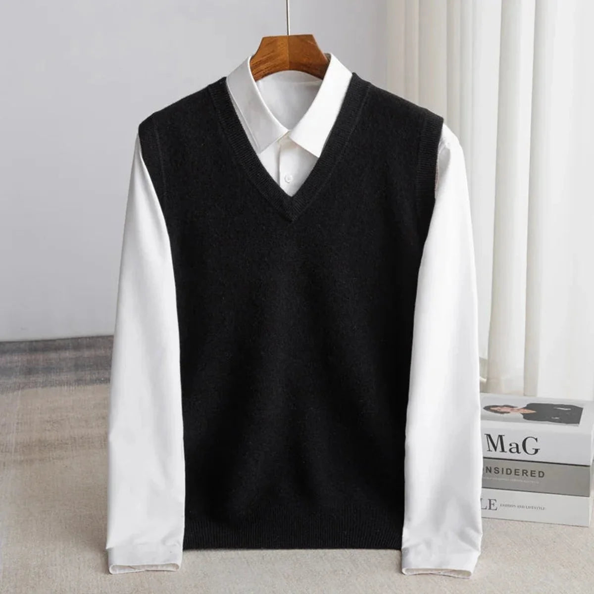 Men's Sleeveless Knit Vest – Relaxed-Fit Casual Sweater