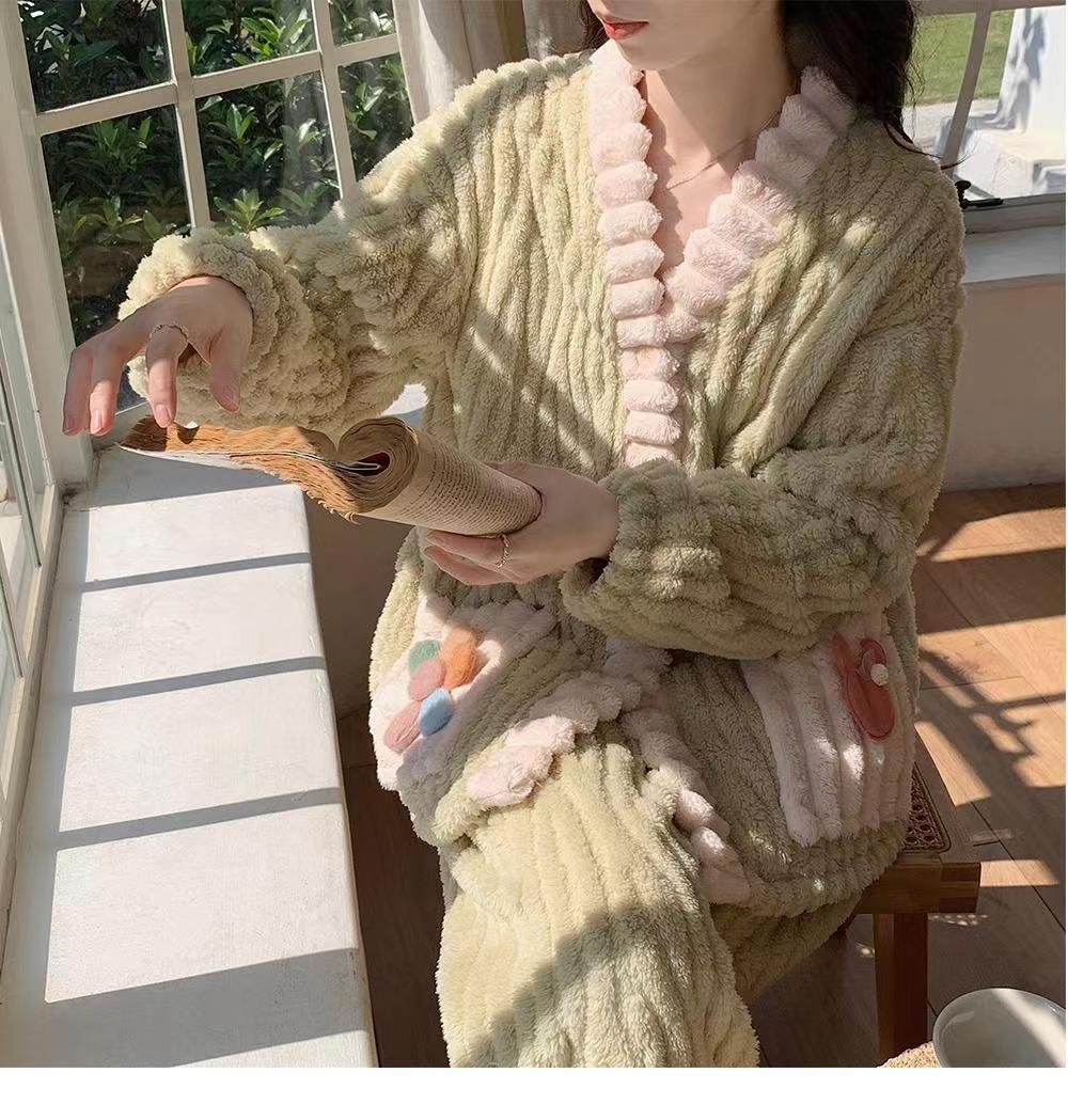 Women’s Cozy Pajama Set – Soft Two-Piece Set for Home