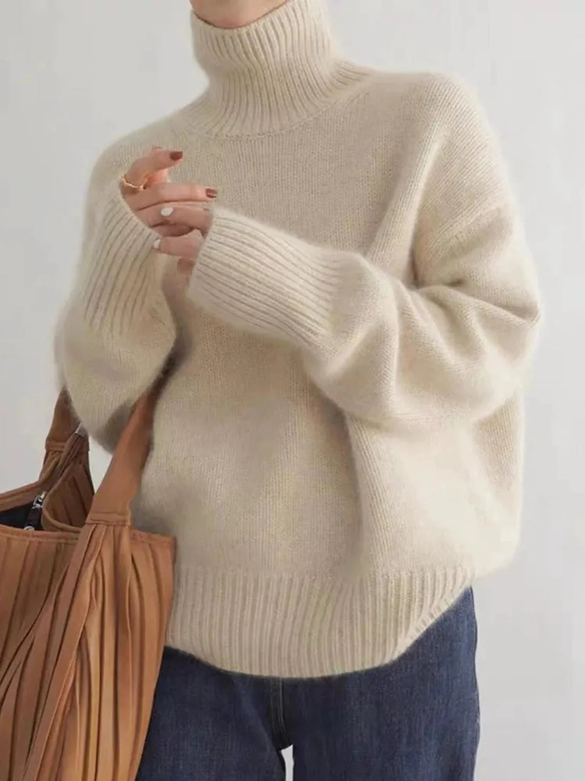 Women's Wool Turtleneck Sweater – Comfortable Chunky Knit