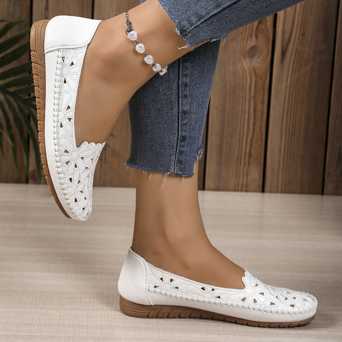 Women's Breathable Flat Shoes – Casual Cutout Design