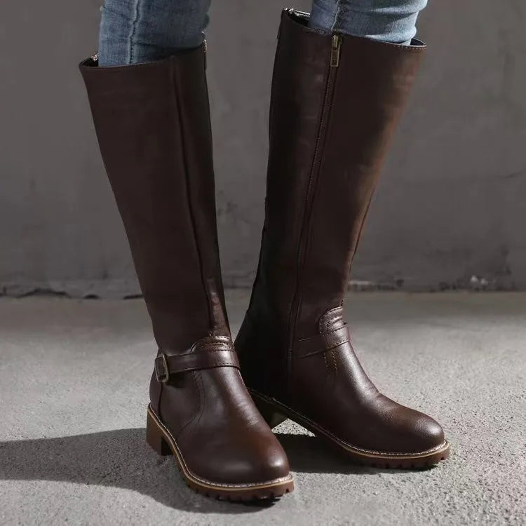 Women’s Boots with Wide Heels – Structured Profile and Accent Strap