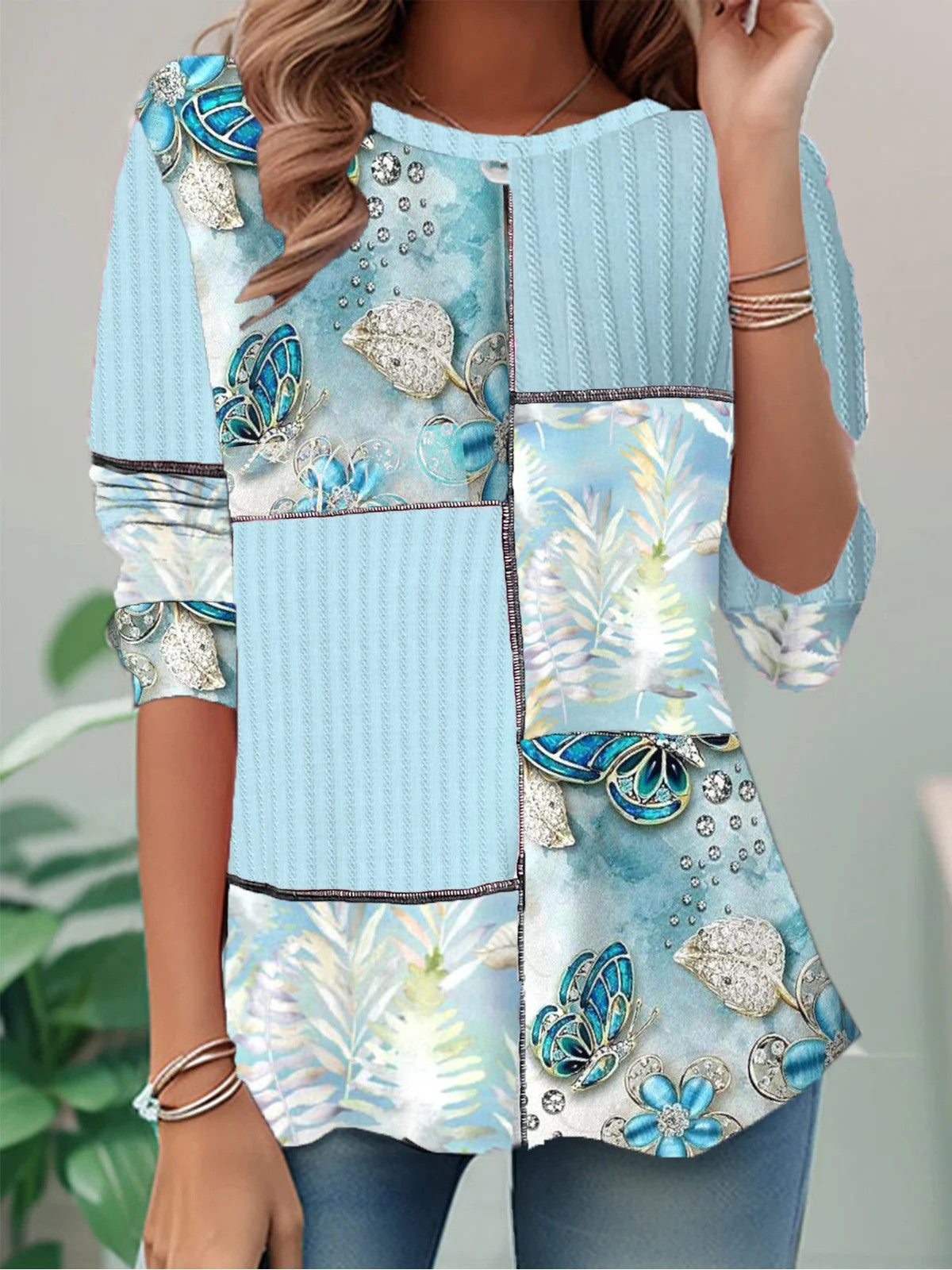 Women’s Retro Checkered Sweatshirt – Artistic 3D Effect