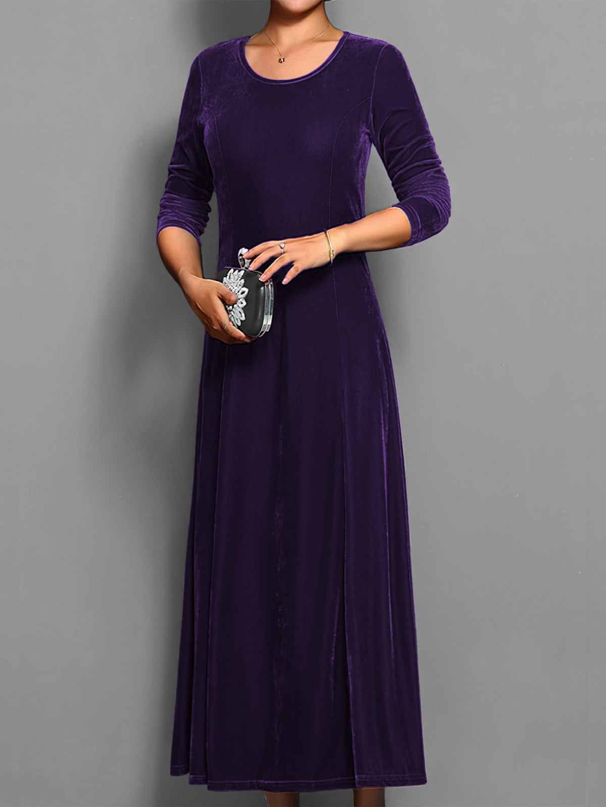 Women's Long Velvet Dress – A-Line Fit, Elegant 3/4 Sleeves