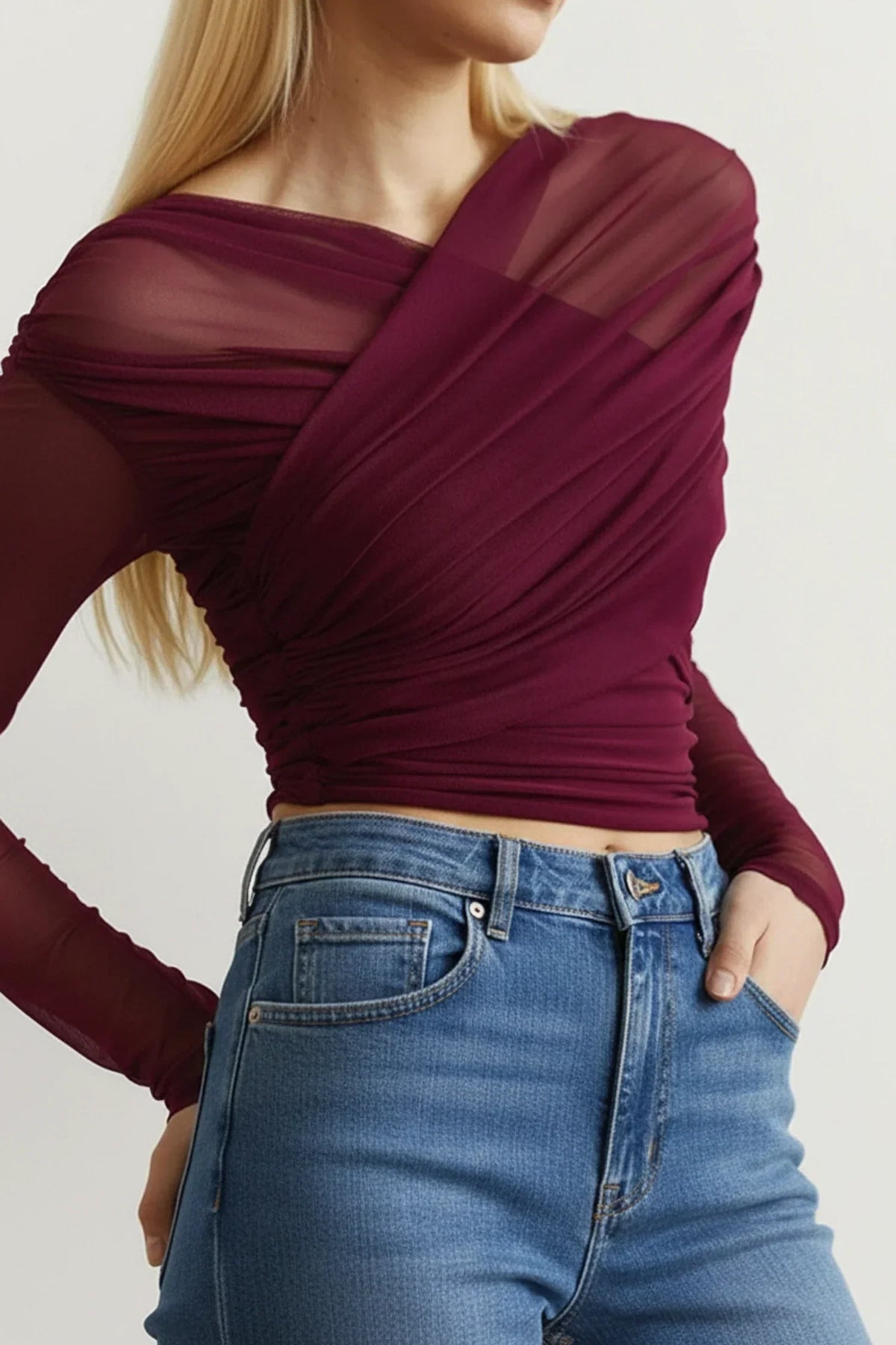 Women's Pleated Long-Sleeve Top – Elegant Fitted Cut