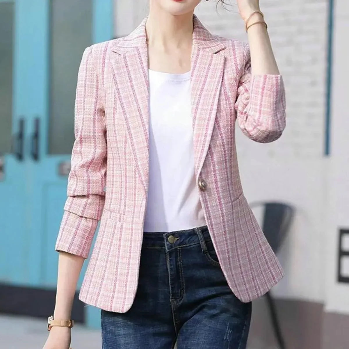Women's Plaid Blazer - Structured cropped fit