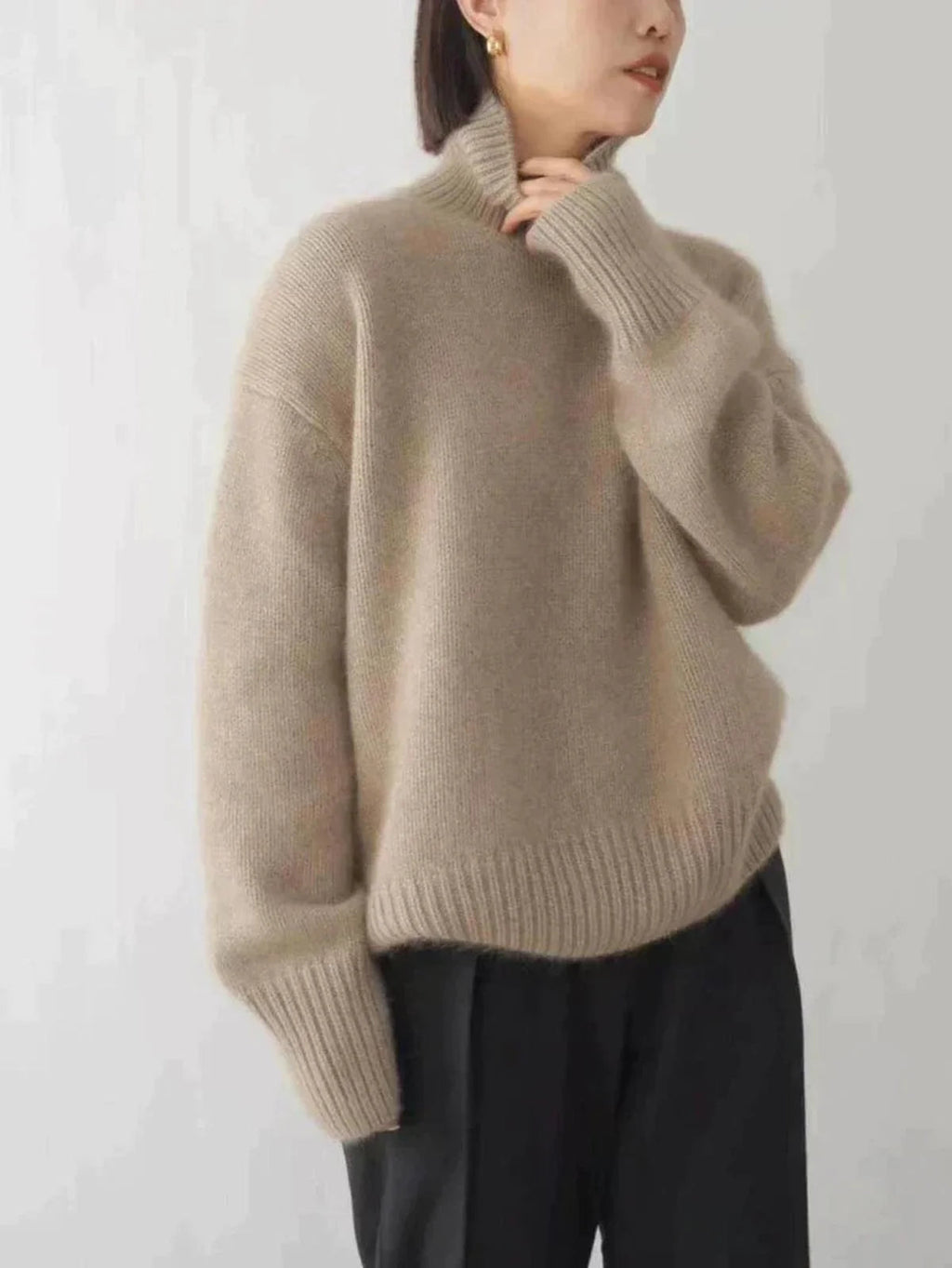 Women's Wool Turtleneck Sweater – Comfortable Chunky Knit
