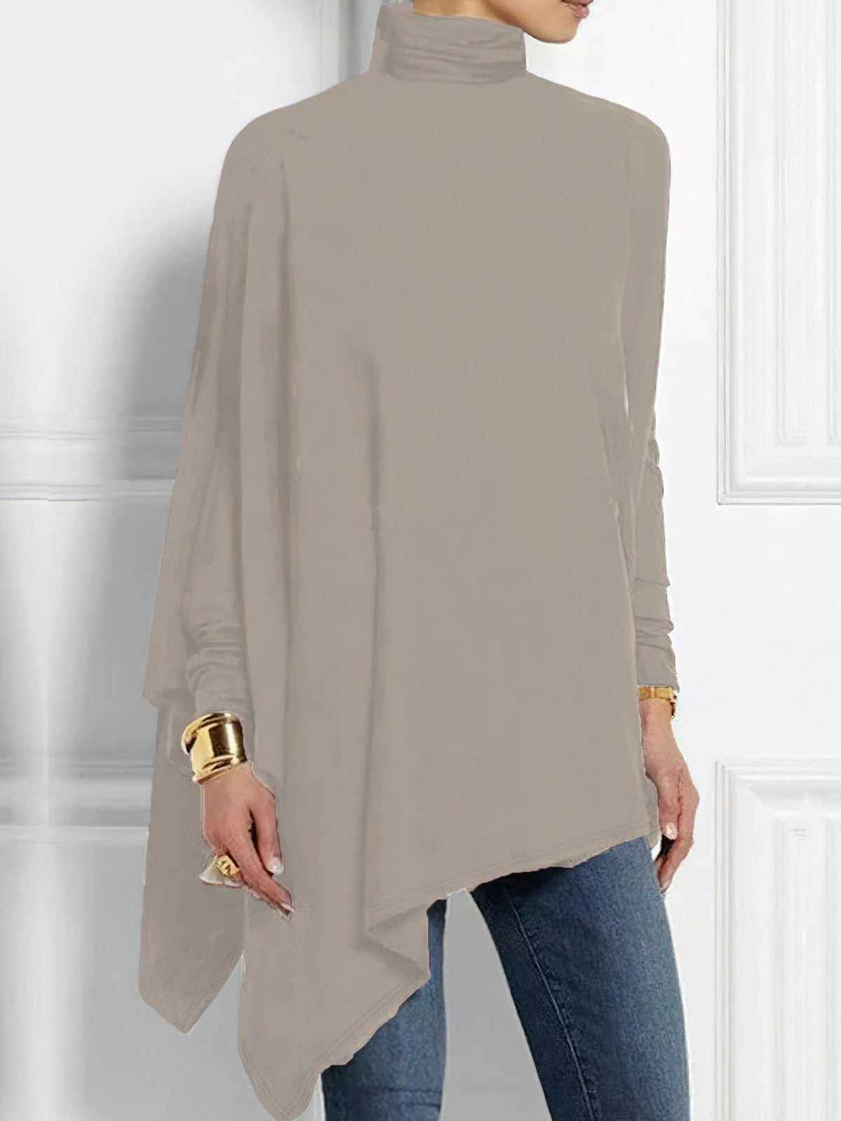 Women's Draped Long-Sleeve Top – Elegant Asymmetrical Hem