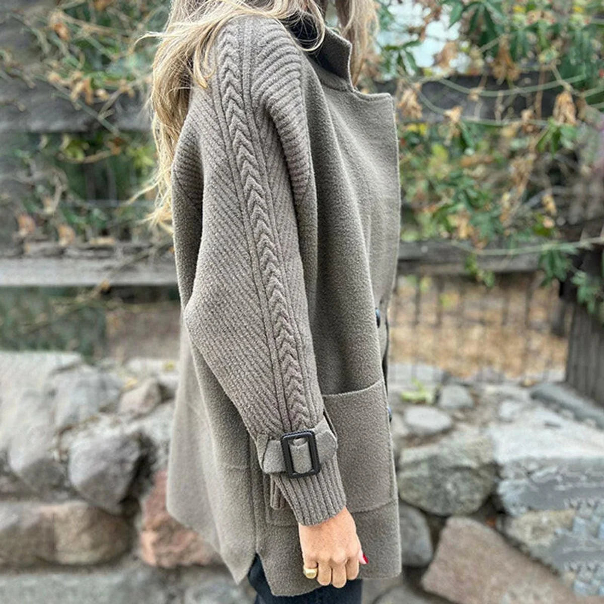 Women's Mid-Length Knitwear Coat – Textured Flared Sleeves
