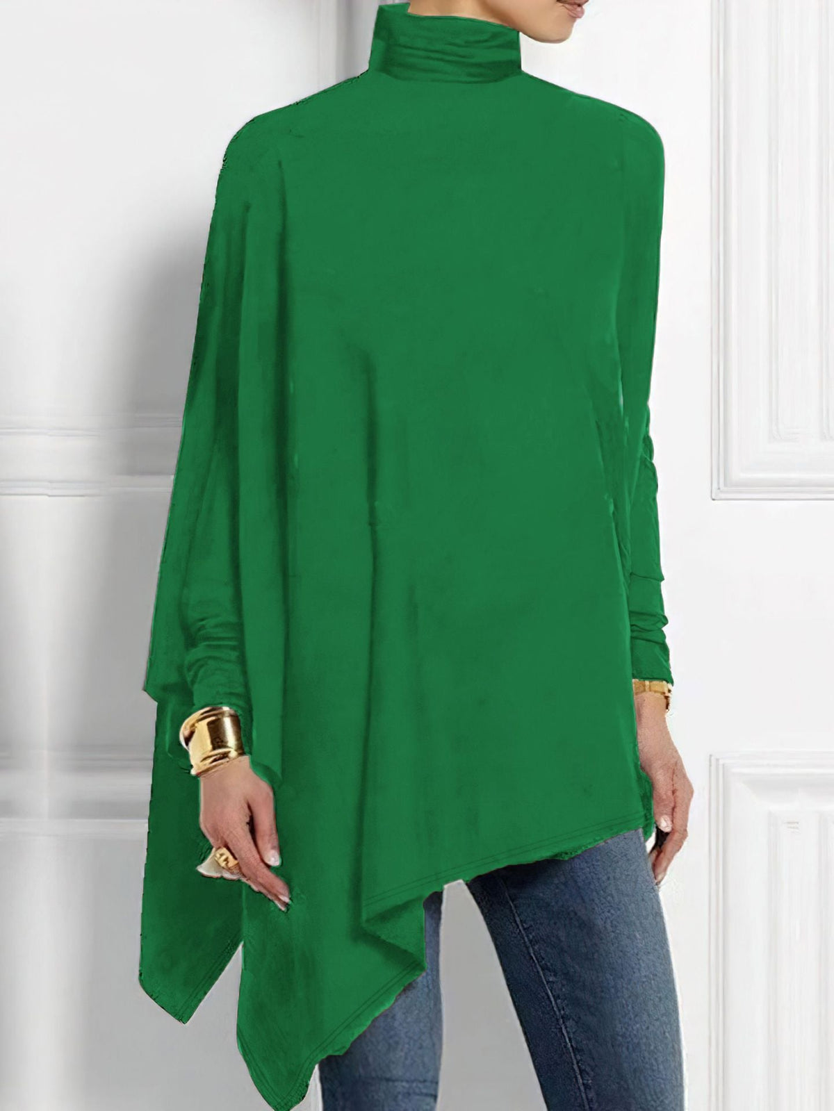 Women's Draped Long-Sleeve Top – Elegant Asymmetrical Hem
