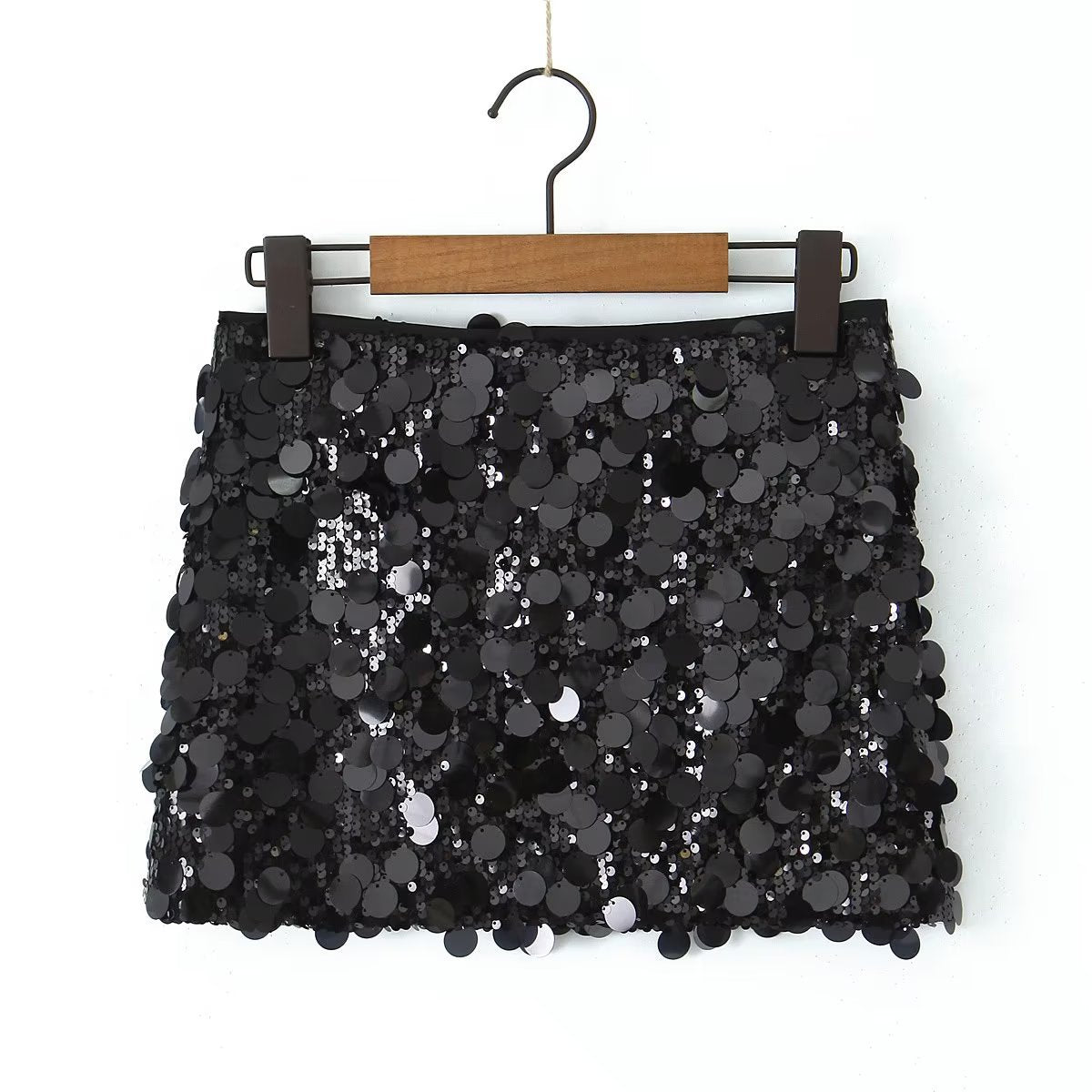 Women's Mini Sequin Skirt – Sheath Silhouette, Shiny Effect