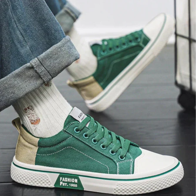 Men's Canvas Sneakers – Textured Finish, Contrasting Panel, Low Design