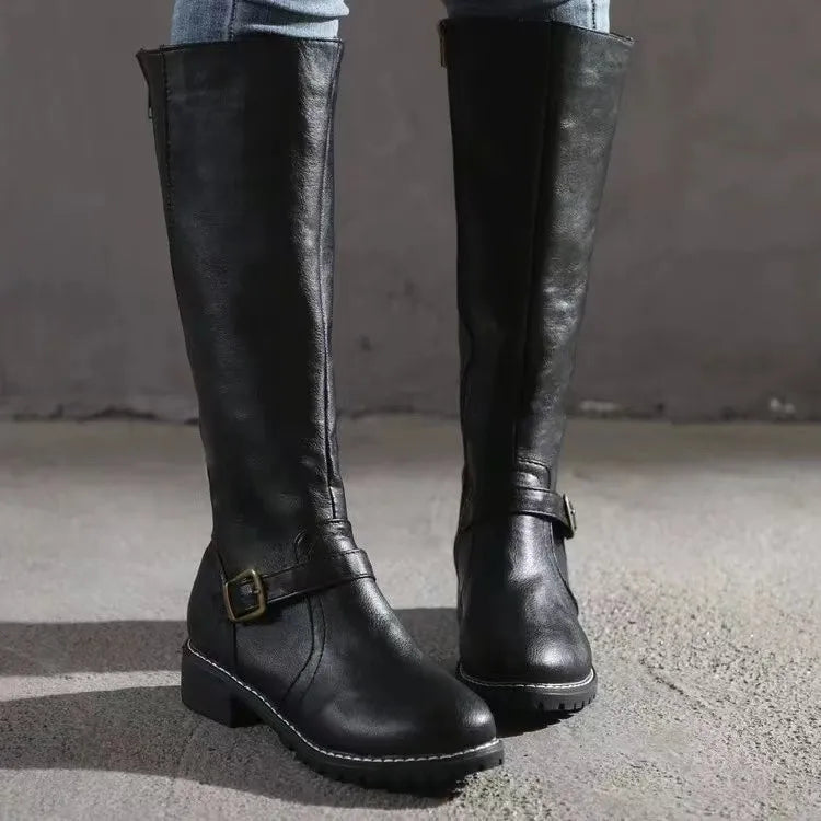 Women’s Boots with Wide Heels – Structured Profile and Accent Strap