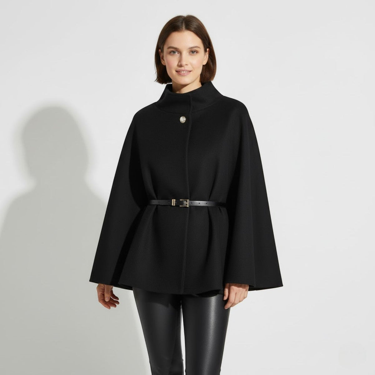 Rich | Women's Short Wool Coat