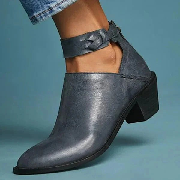 Women's leather ankle boots – Block heel, rear zip fastening