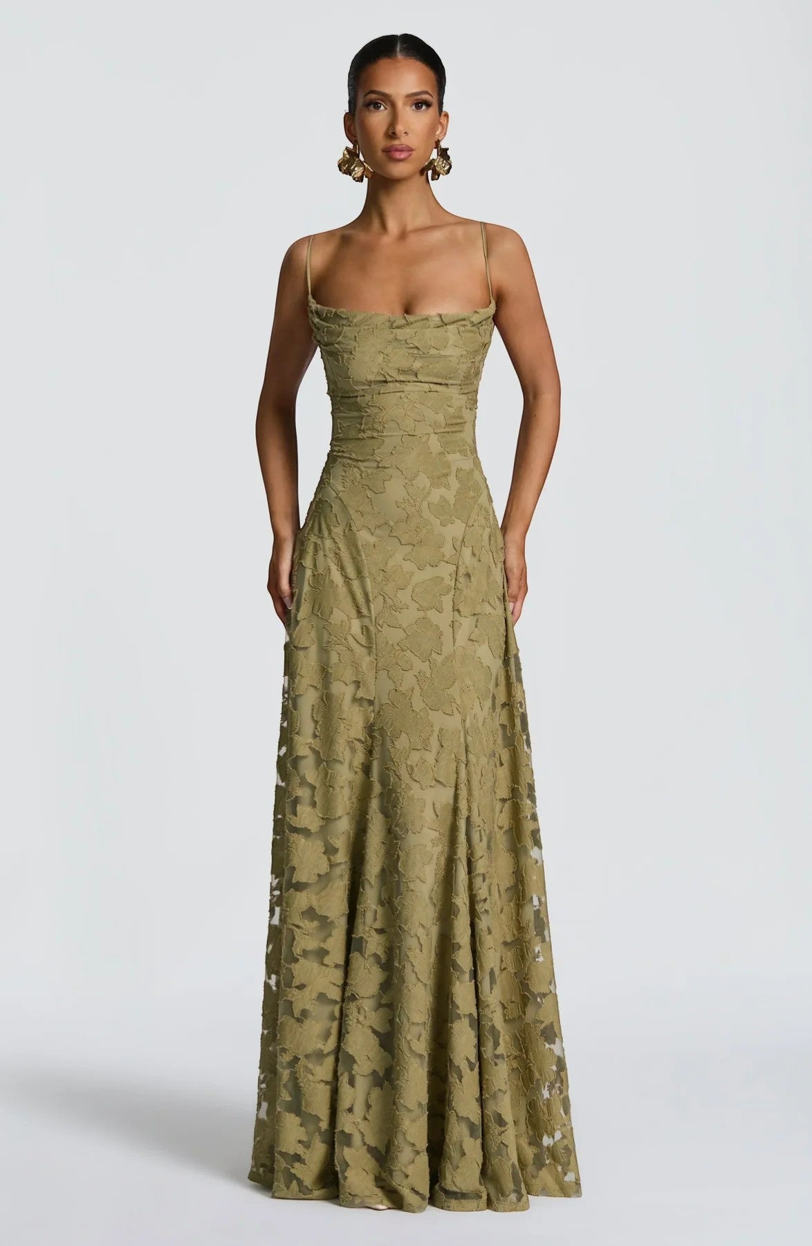 Women’s Lace-Up Backless Maxi Dress – Fitted Bodice | Textured Lace