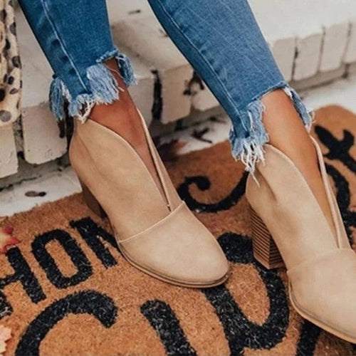 Women's suede ankle boots with chunky heel – Braided strap, cut-out design