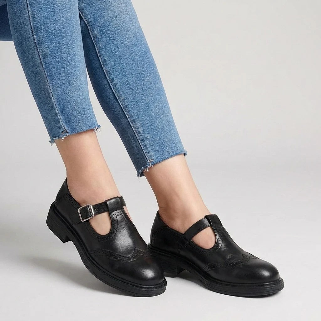 Women's leather loafers with straps – Mid-heel slim fit
