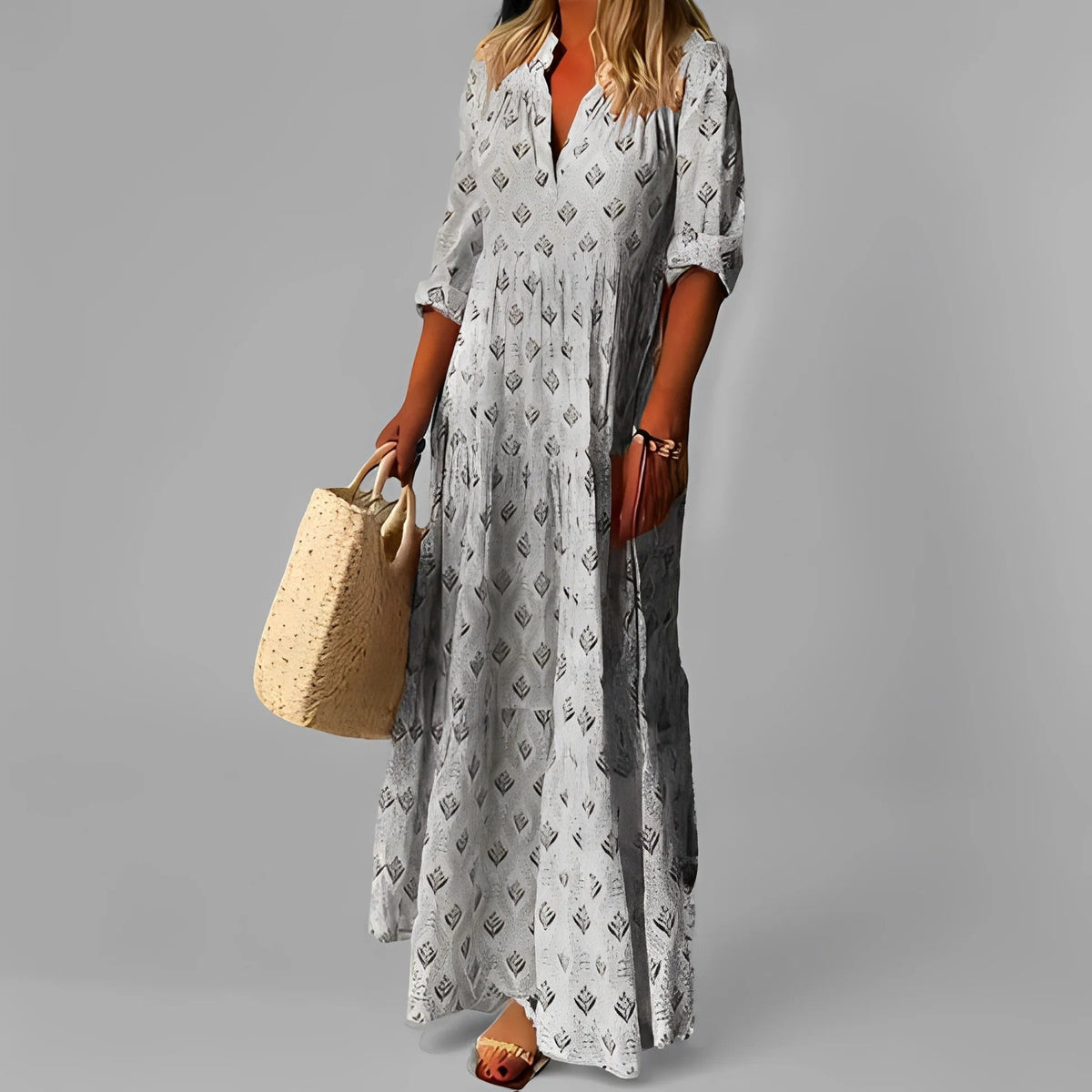 Women's long dress in lightweight fabric – Relaxed fluid fit