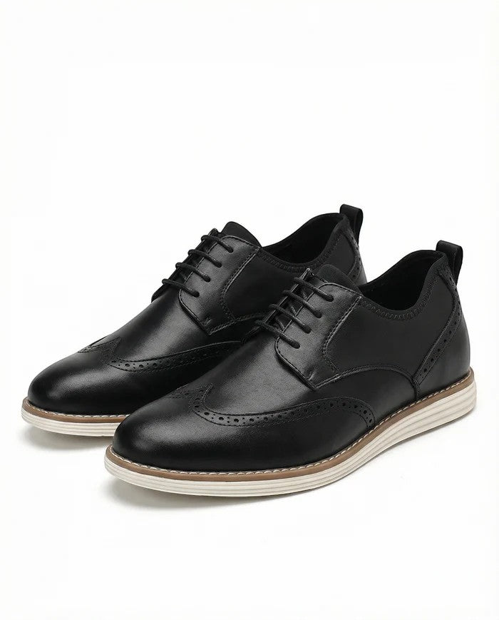 Men's laceless leather shoes – Round toe structured cut