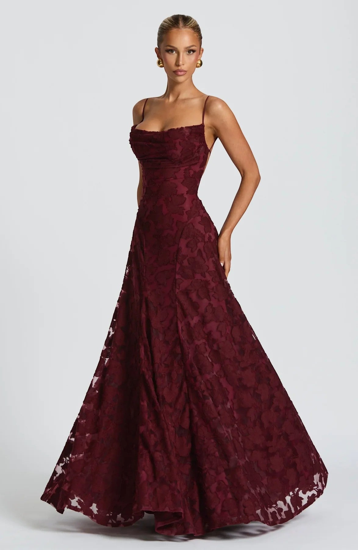 Women’s Lace-Up Backless Maxi Dress – Fitted Bodice | Textured Lace