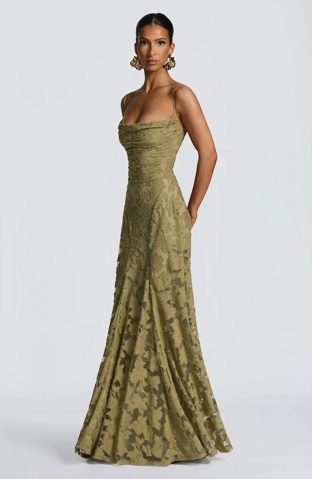 Women’s Lace-Up Backless Maxi Dress – Fitted Bodice | Textured Lace
