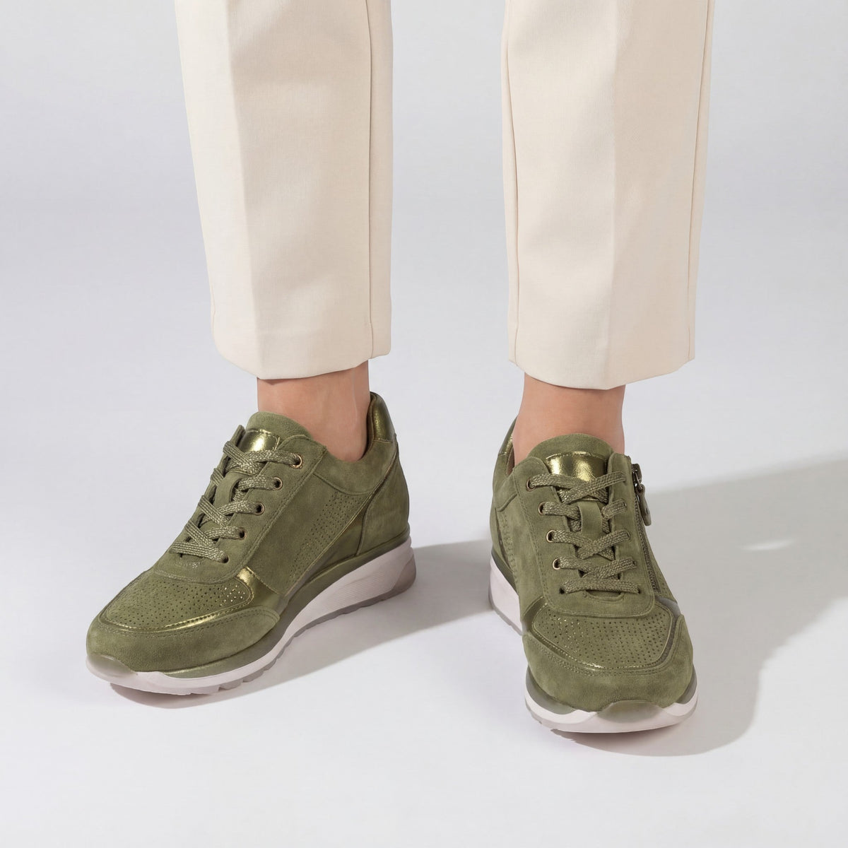 Calder Mayne | Women's Leather Platform Sneakers
