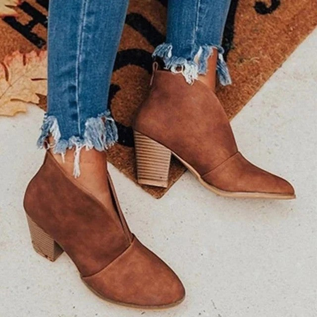 Women's suede ankle boots with chunky heel – Braided strap, cut-out design