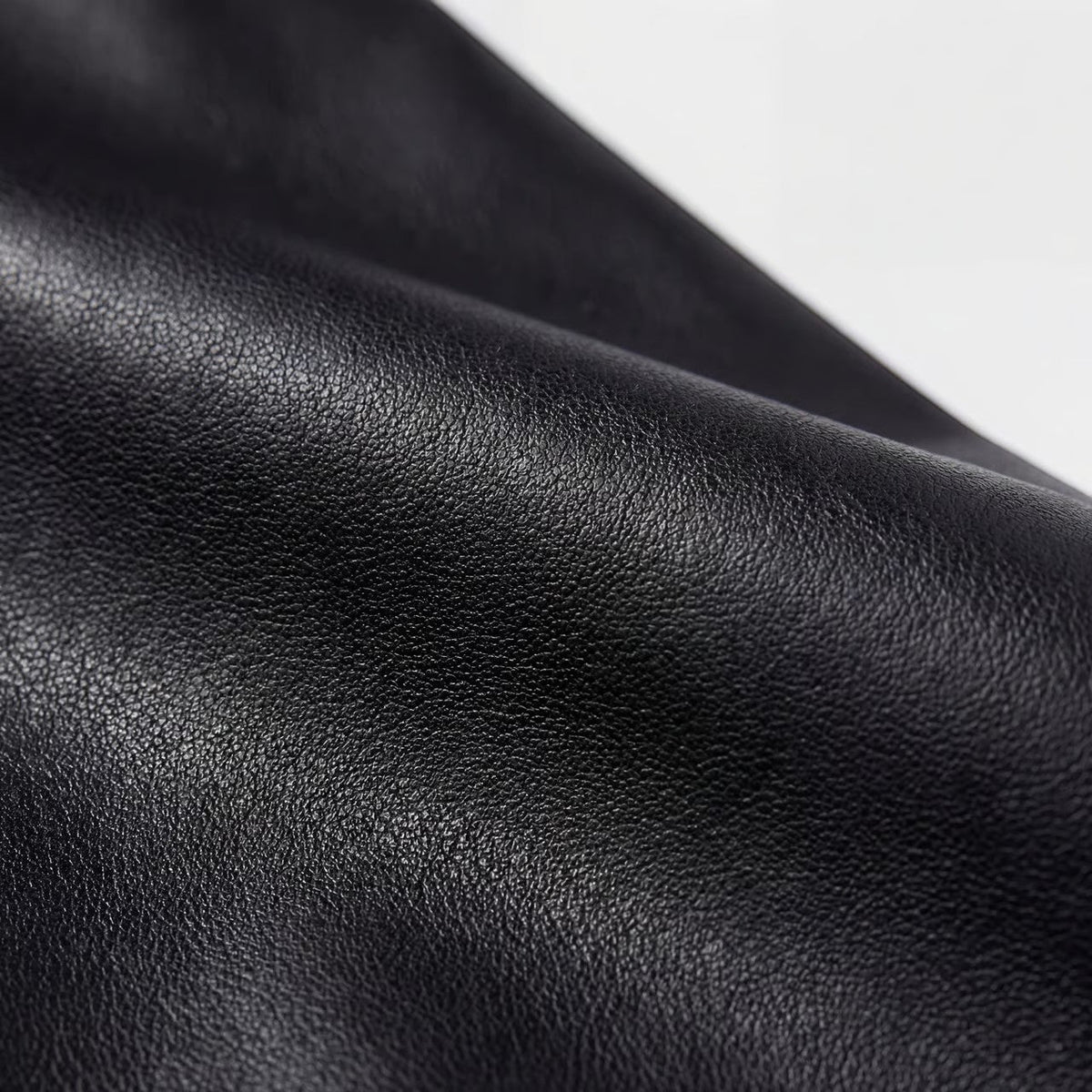 Women's matte leather jacket – Relaxed short fit