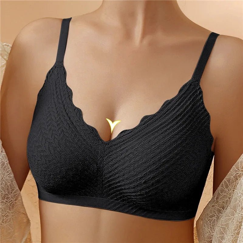 Women's seamless non-wired bra – comfortable lace support