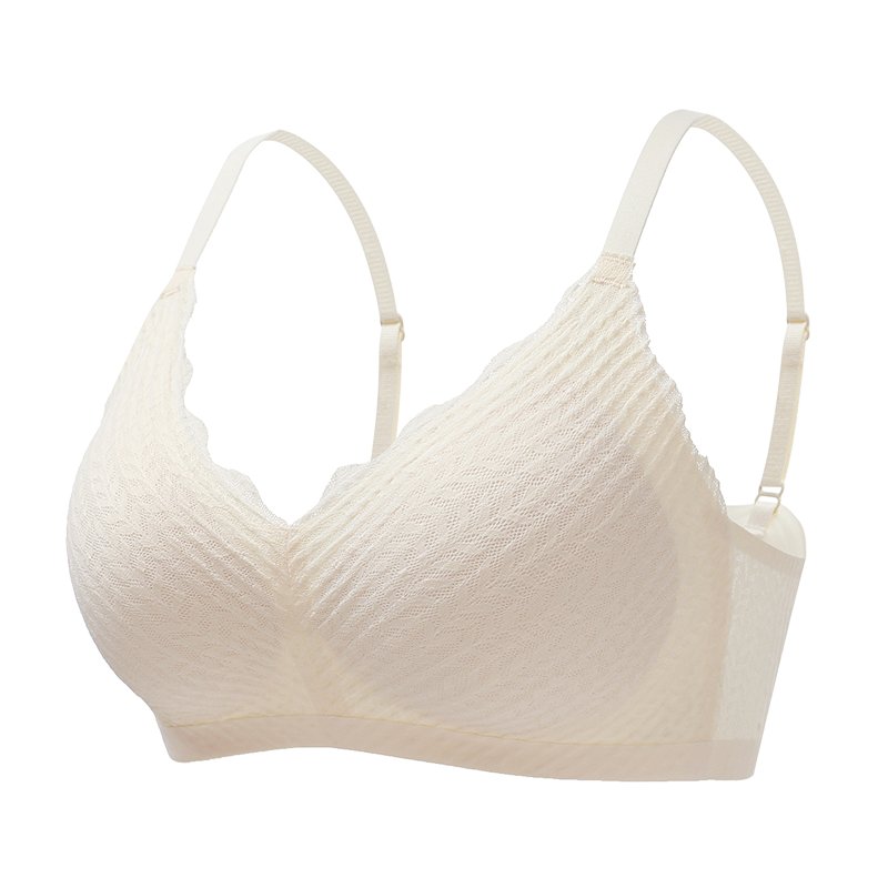 Women's seamless non-wired bra – comfortable lace support