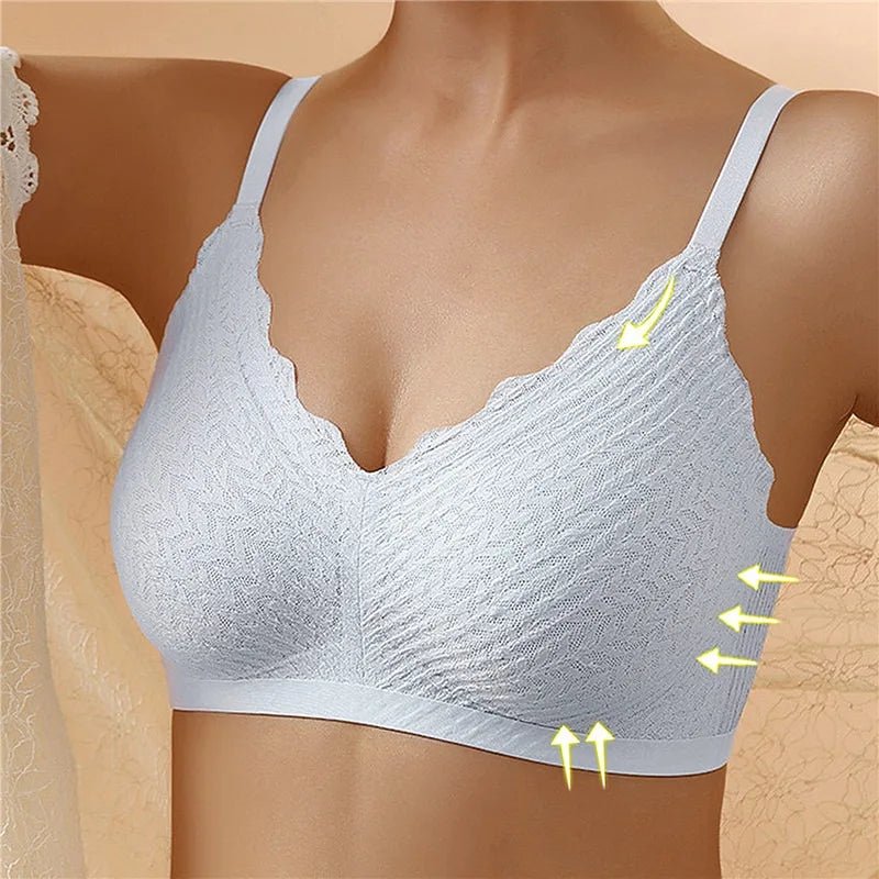 Women's seamless non-wired bra – comfortable lace support