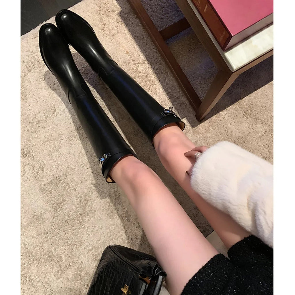 Women's Tall Minimalist Boot - Long shaft, round toe, casual style