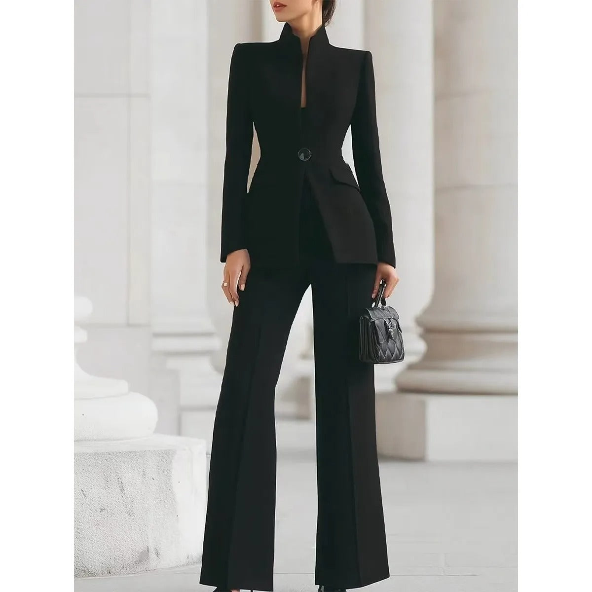 Women's Two-Piece Suit – Long Sleeve Blazer and Tailored Pants